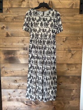2 Fly Black & Off-White Mesh Dress with Short Sleeves